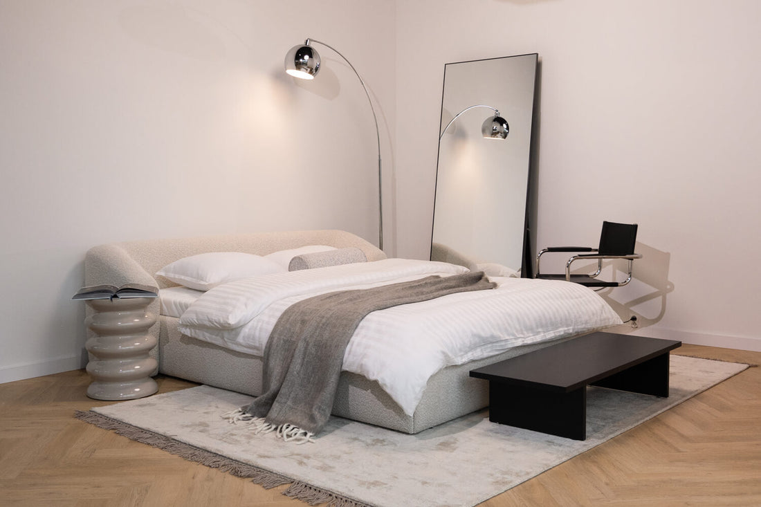 Sypialnia w stylu minimalistycznym, czyli harmonijna przestrzeń