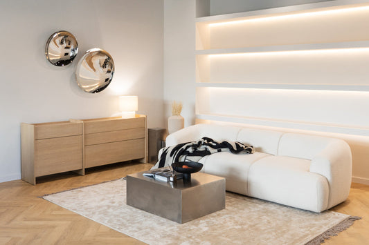 A może… stolik kawowy z charakterem? Niezwykły urok jednego mebla