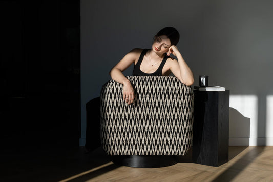 Meble do salonu? Pamiętaj, że nie tylko wypoczynek jest ważny!